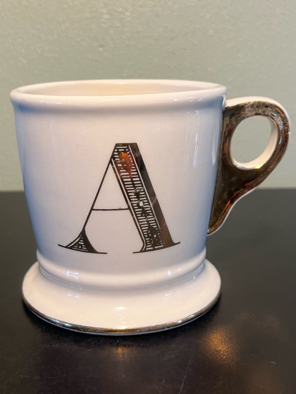 Anthropologie Letter A Initial Monogram Pedestal Shaving Ceramic Coffee Mug Gold